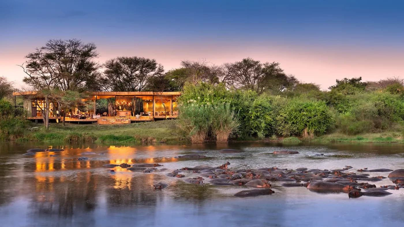 The suite above the hippo pool