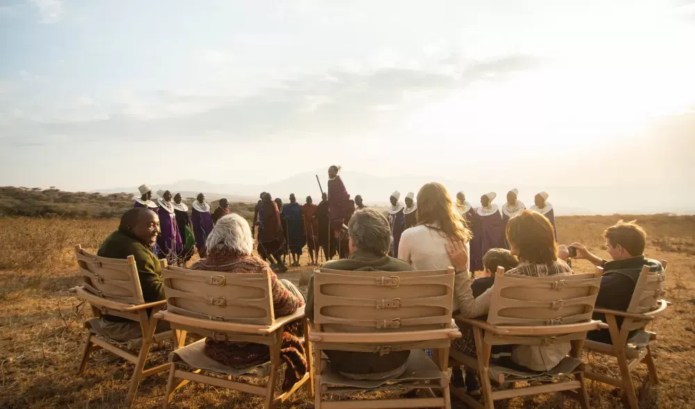 Chairs on the rim at dusk