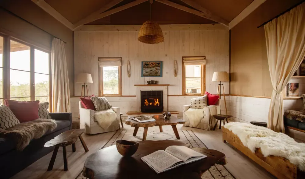 Sitting room and fireplace