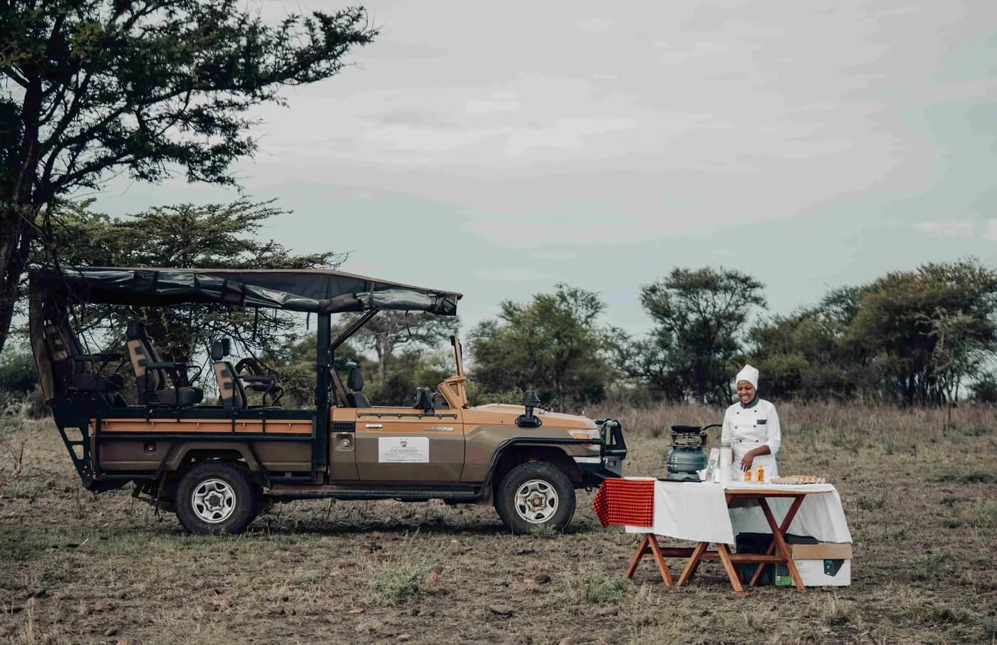 Bush breakfast beside the vehicle
