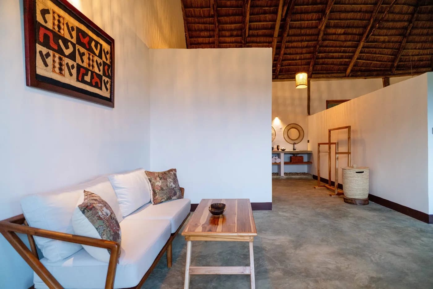 Suite lounge