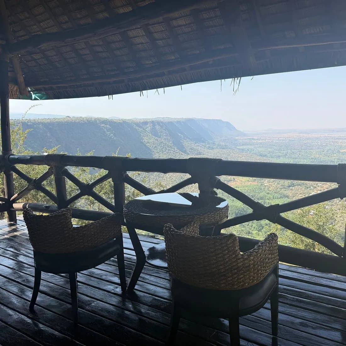 Balcony chairs over the valley