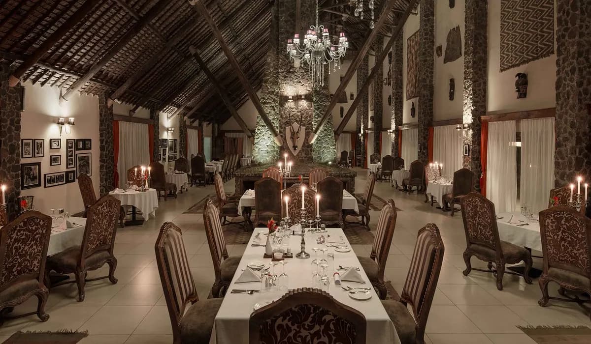 The dining room laid up