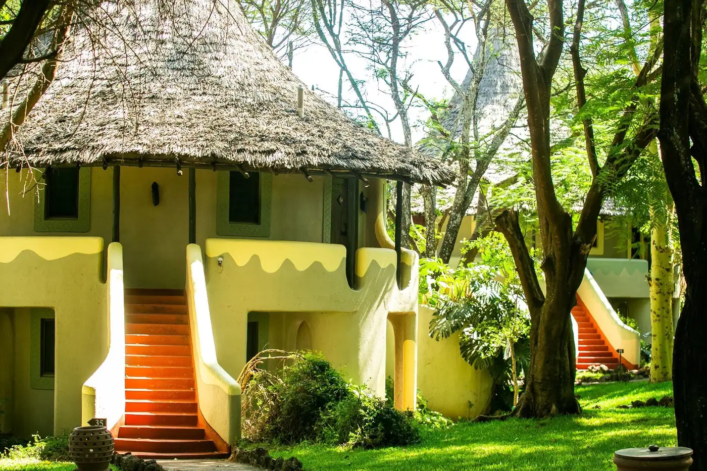 Rondavel exterior in the gardens