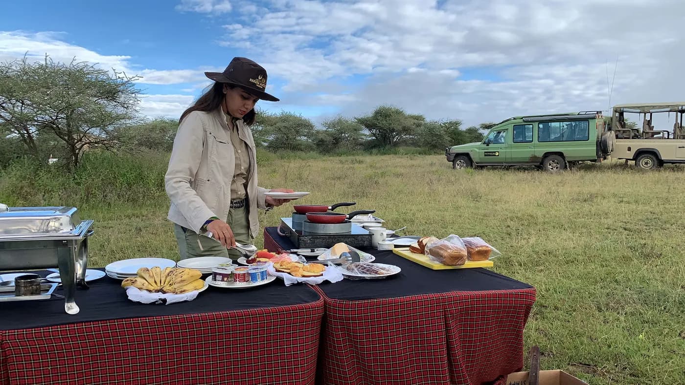 Laying out a bush breakfast