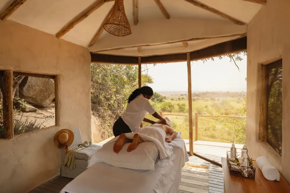 Massage with the plains in view