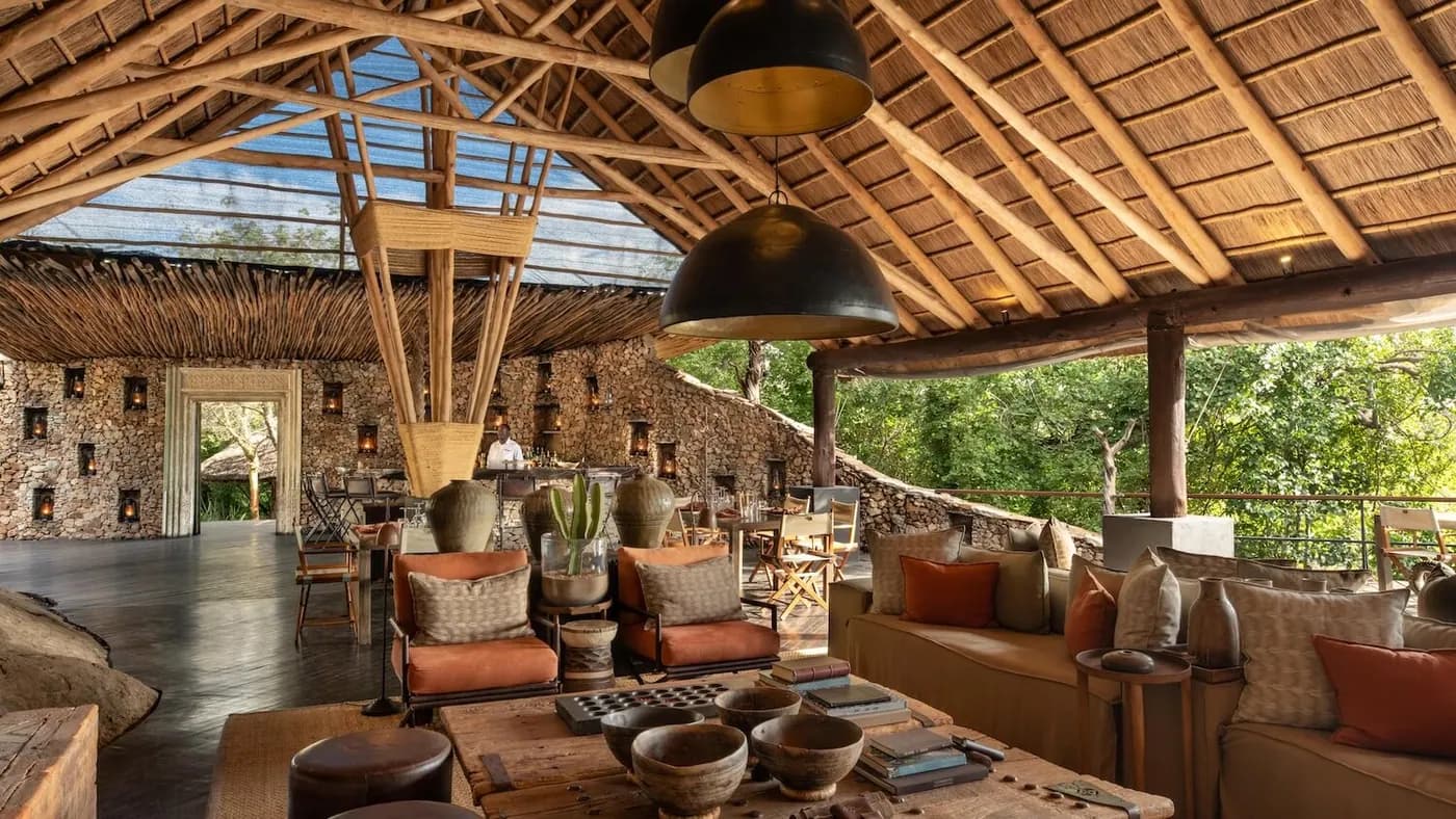 Lounge under the woven ceiling