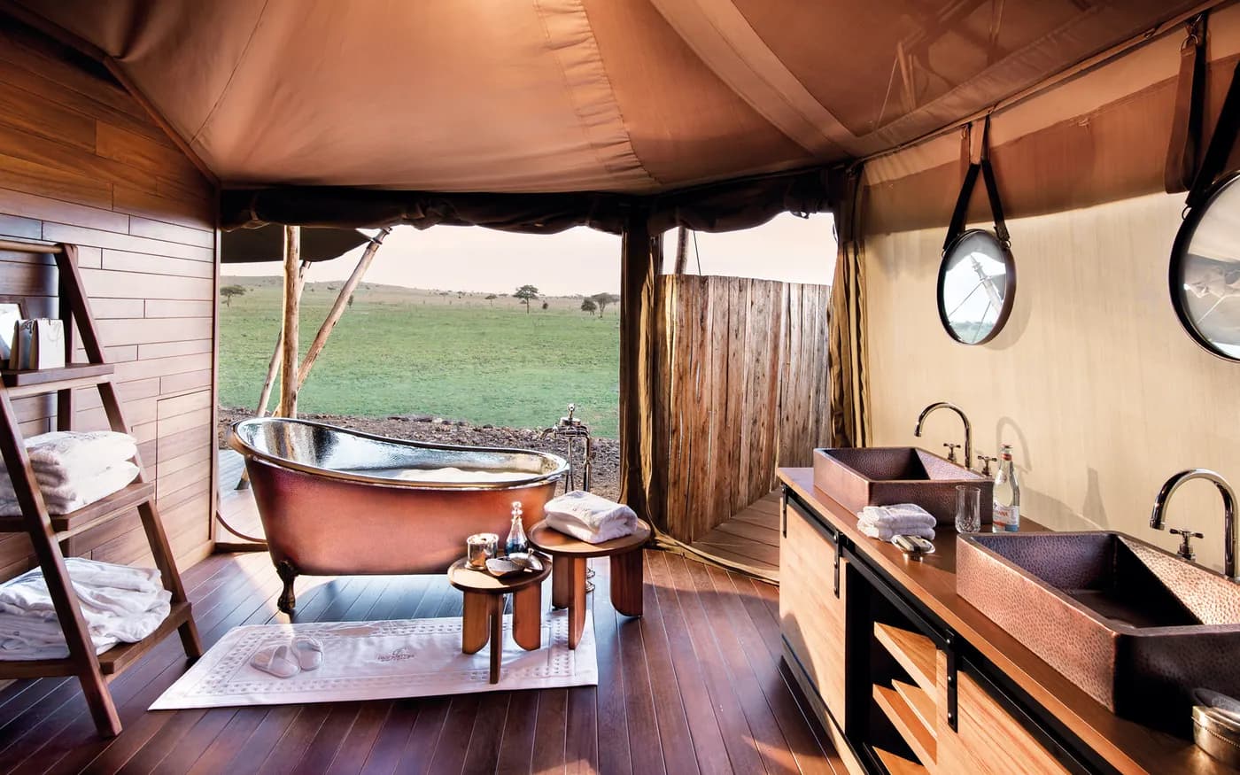 Copper bath in the tent