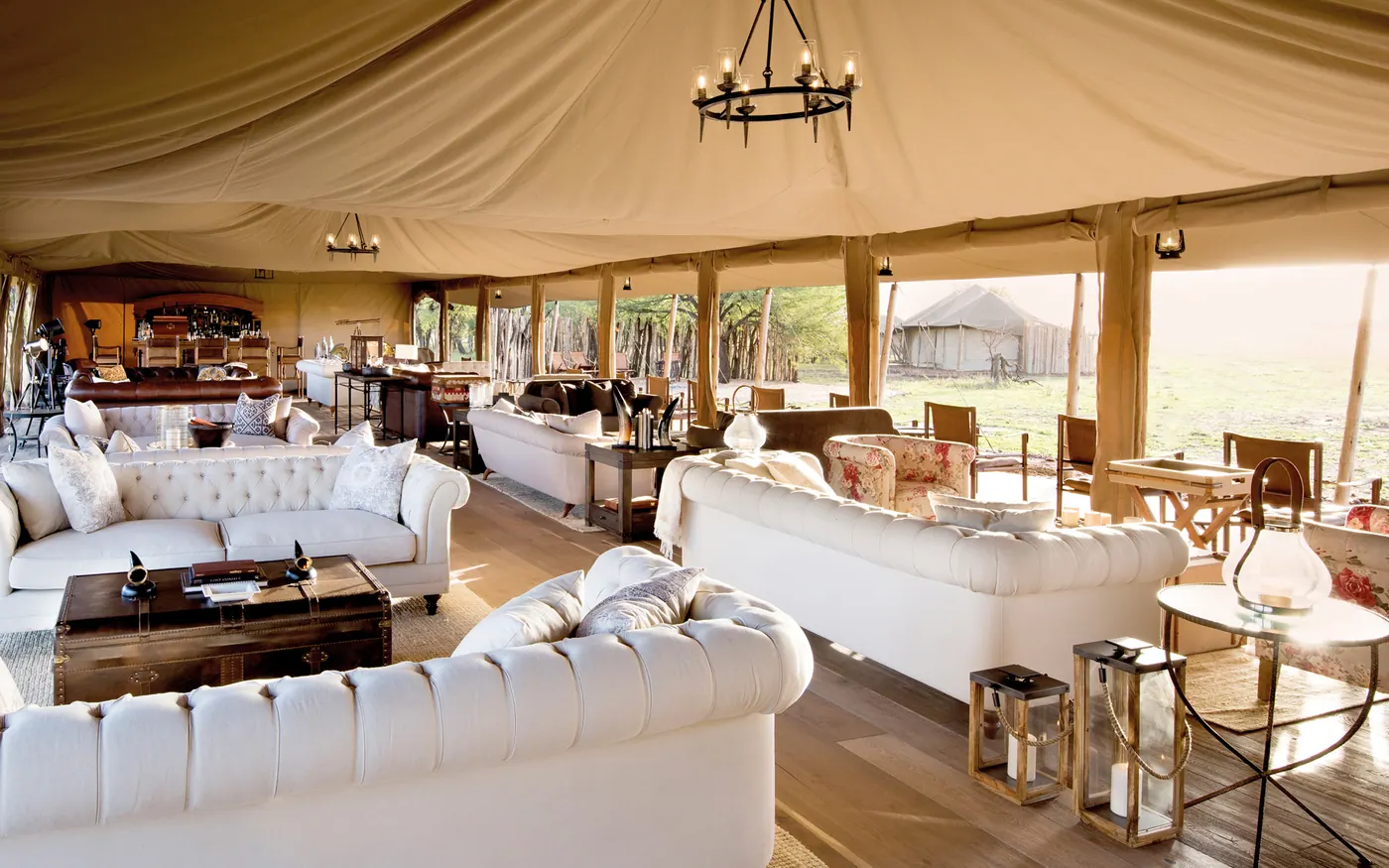 Lounge under the chandelier