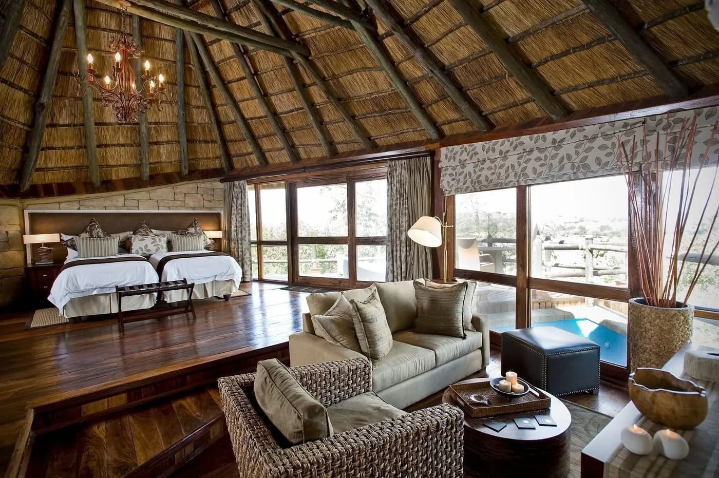 Twin room with a lounge and river view