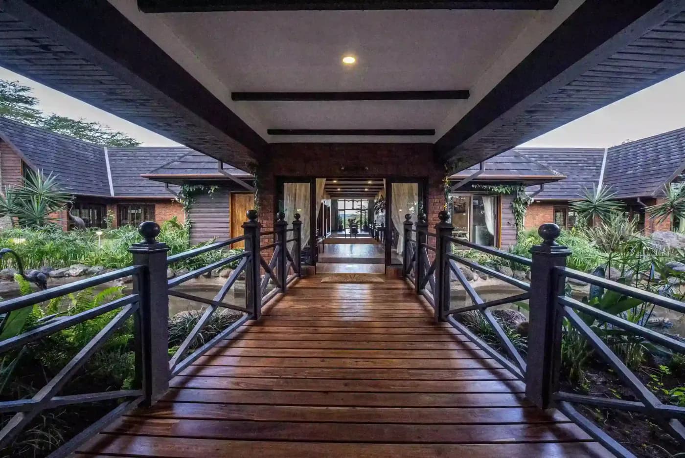Timber walkway between wings