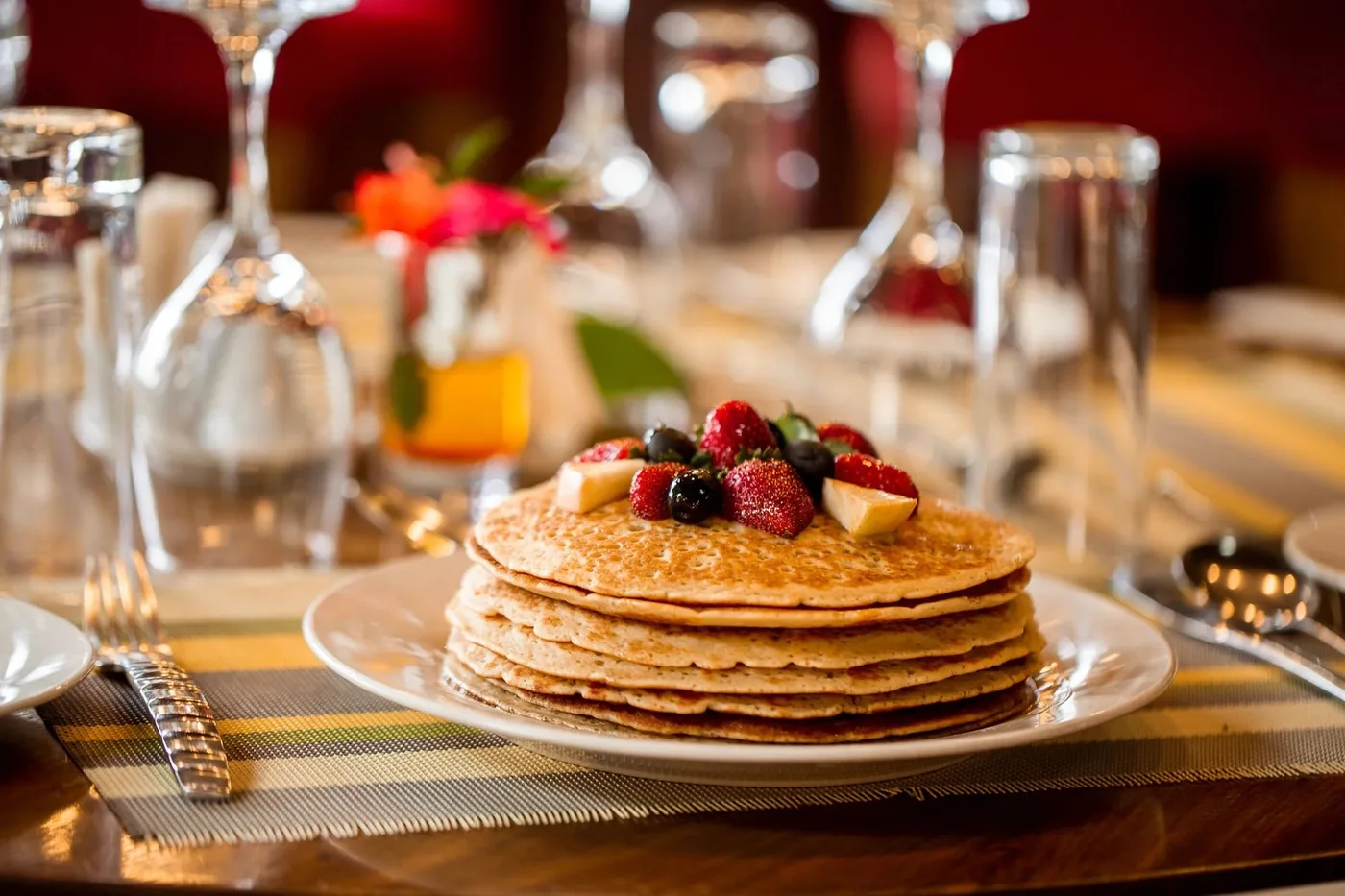 Breakfast pancakes with berries