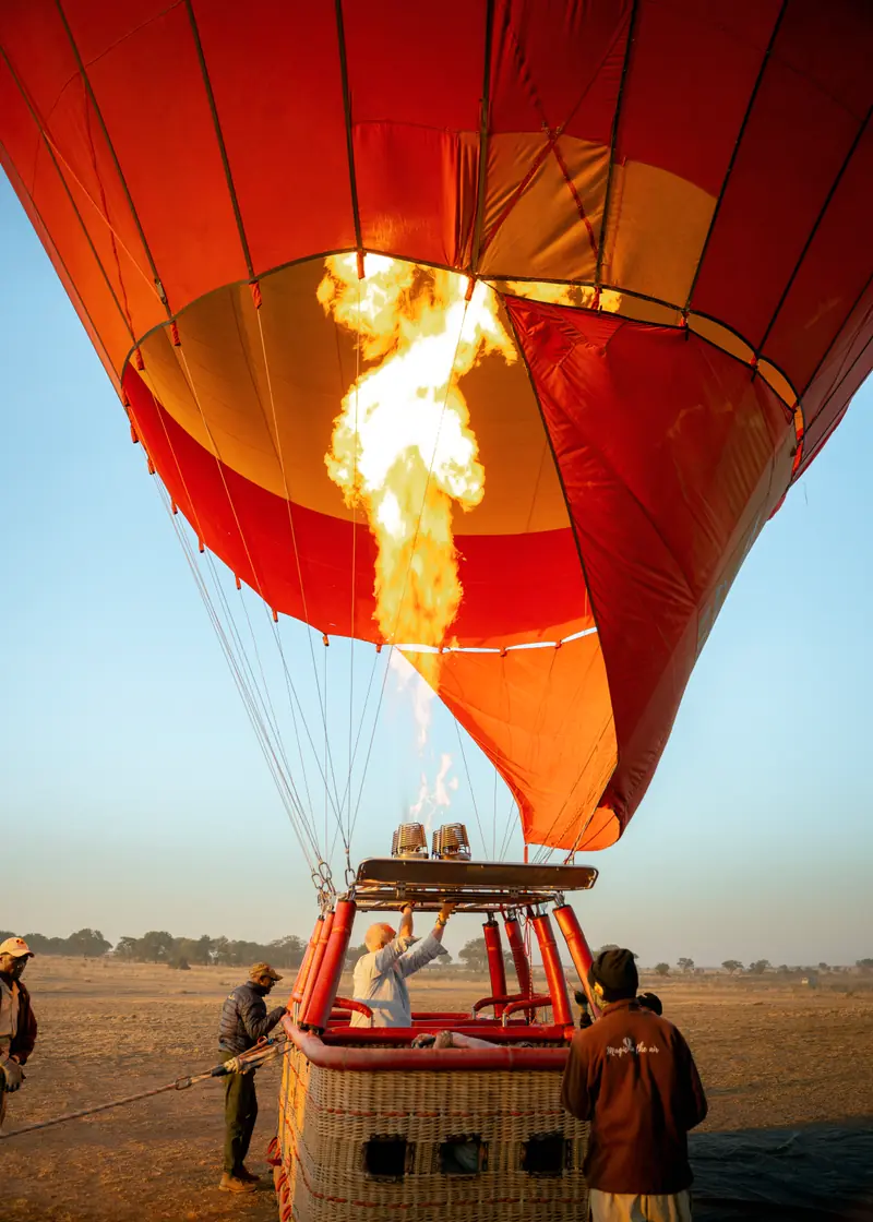 Burner flame filling the balloon envelope
