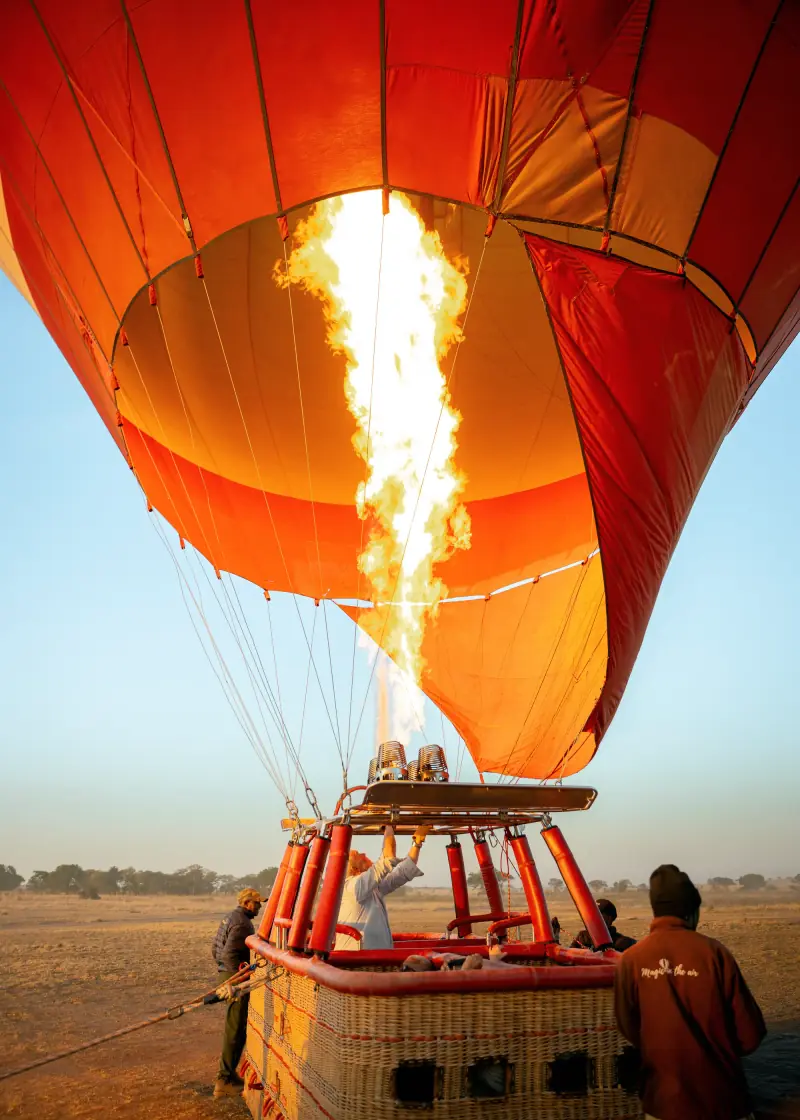 Burner flame filling the balloon envelope