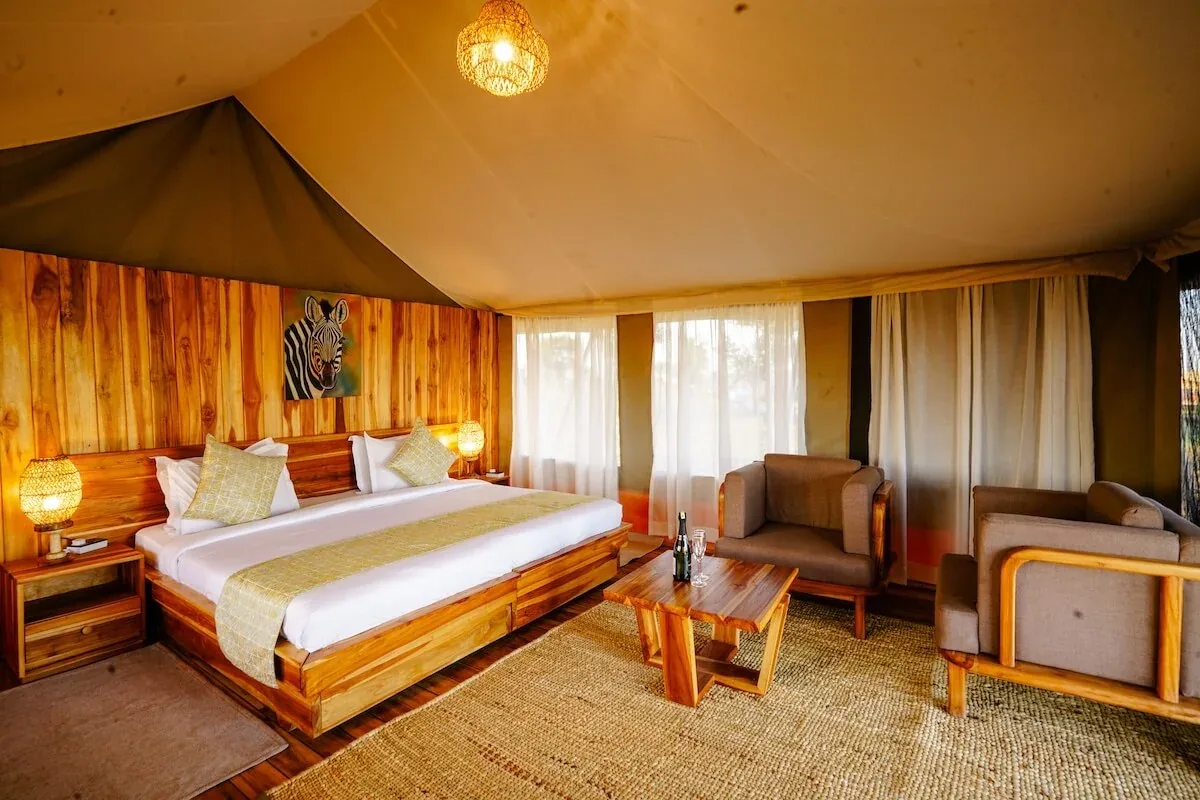 Double tent with a sitting area
