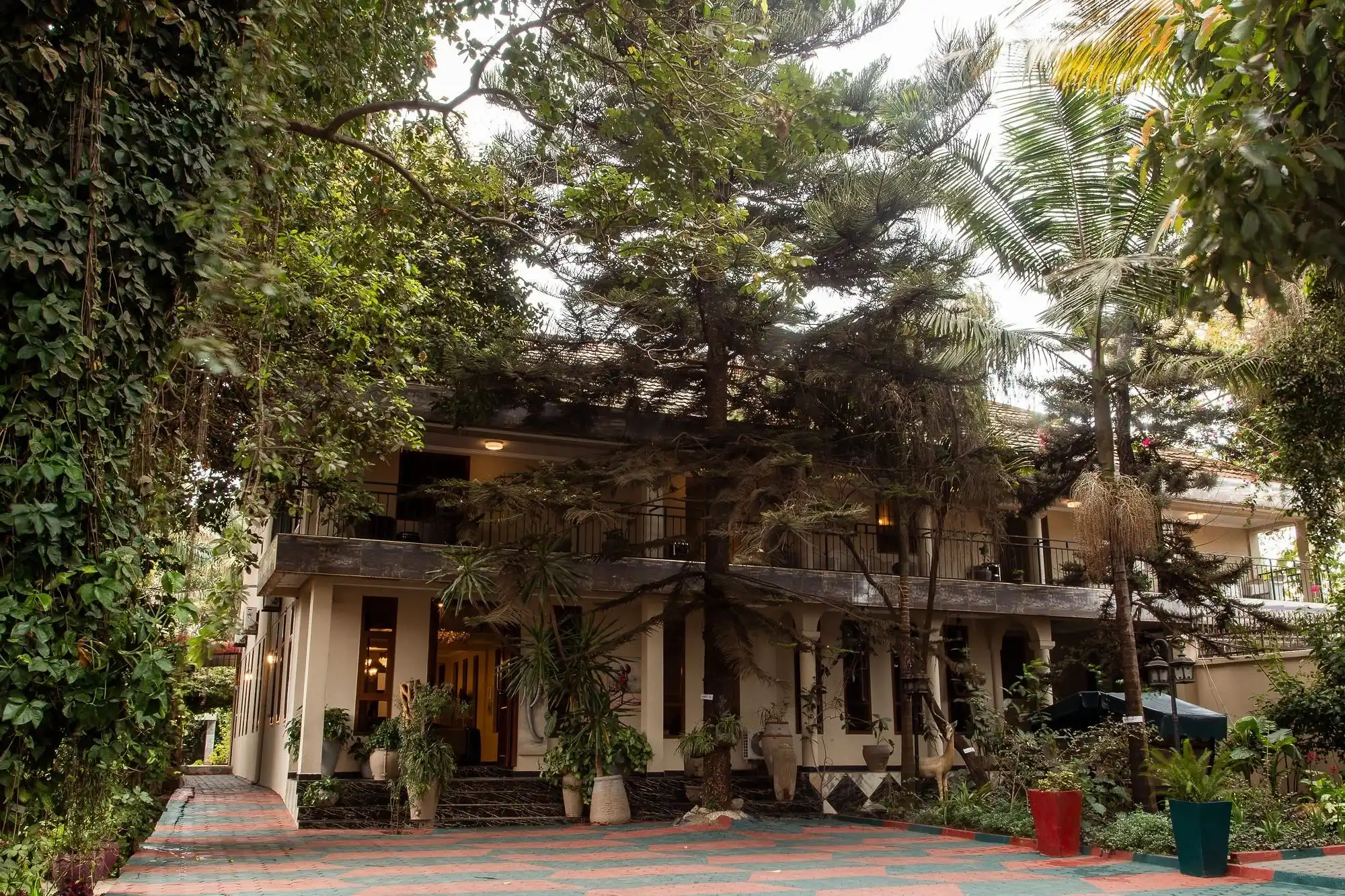 The hotel in its garden